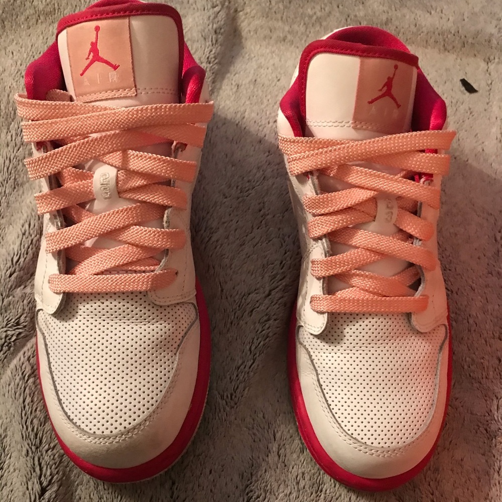 Pink nike - Picture 2 of 3